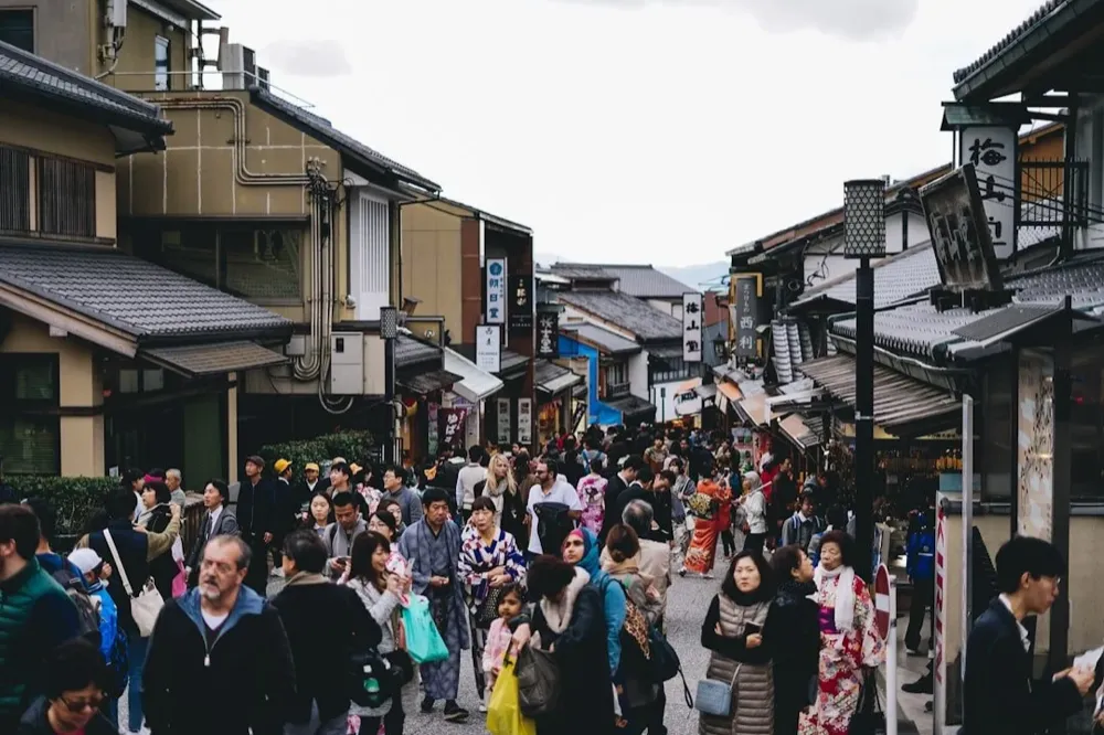 Kyoto street with traditional architecture, a centre of high-end cultural tourism in Japan